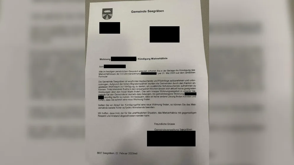 Ein Brief mit geschwärzten Stellen.